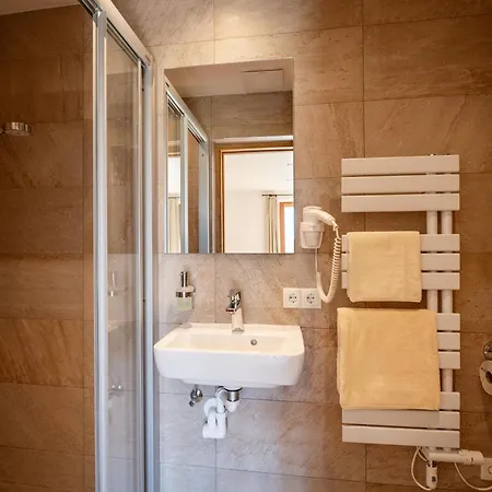Kornerhof Zillertal Apartmán *